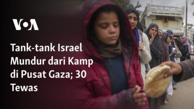 “Israel Mundur dari Kamp di Pusat Gaza; 30 Tewas” bisa diubah menjadi “Mundurnya Israel dari Kamp di Pusat Gaza, 30 Meninggal”